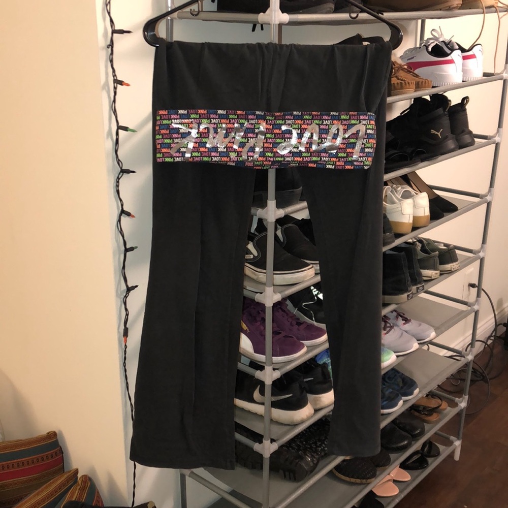 Victoria’s secret pink yoga pants